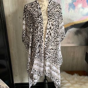 Riah Fashion kimono- white leopard print. One size fits most